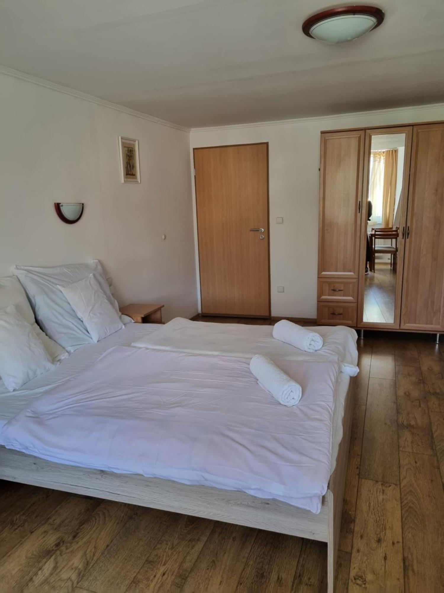 Kemences Fogado Bed & Breakfast Tardos Dış mekan fotoğraf